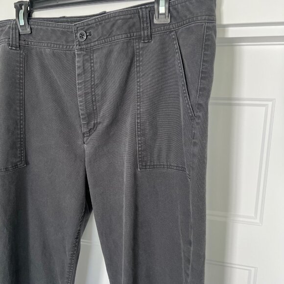 Eddie Bauer Women Charcoal Gray Cotton High-Rise Utility Crop Pants, Size 18 - Picture 3 of 8